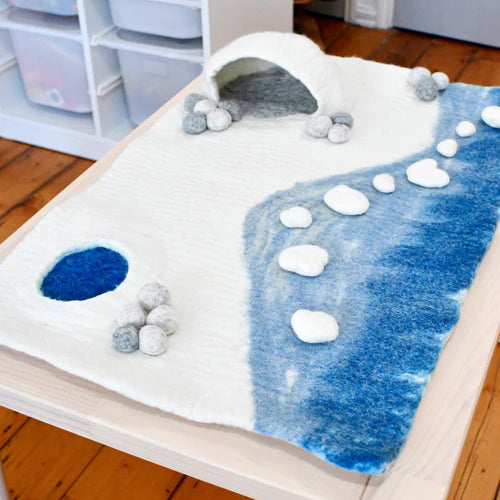 Large arctic felt plascape