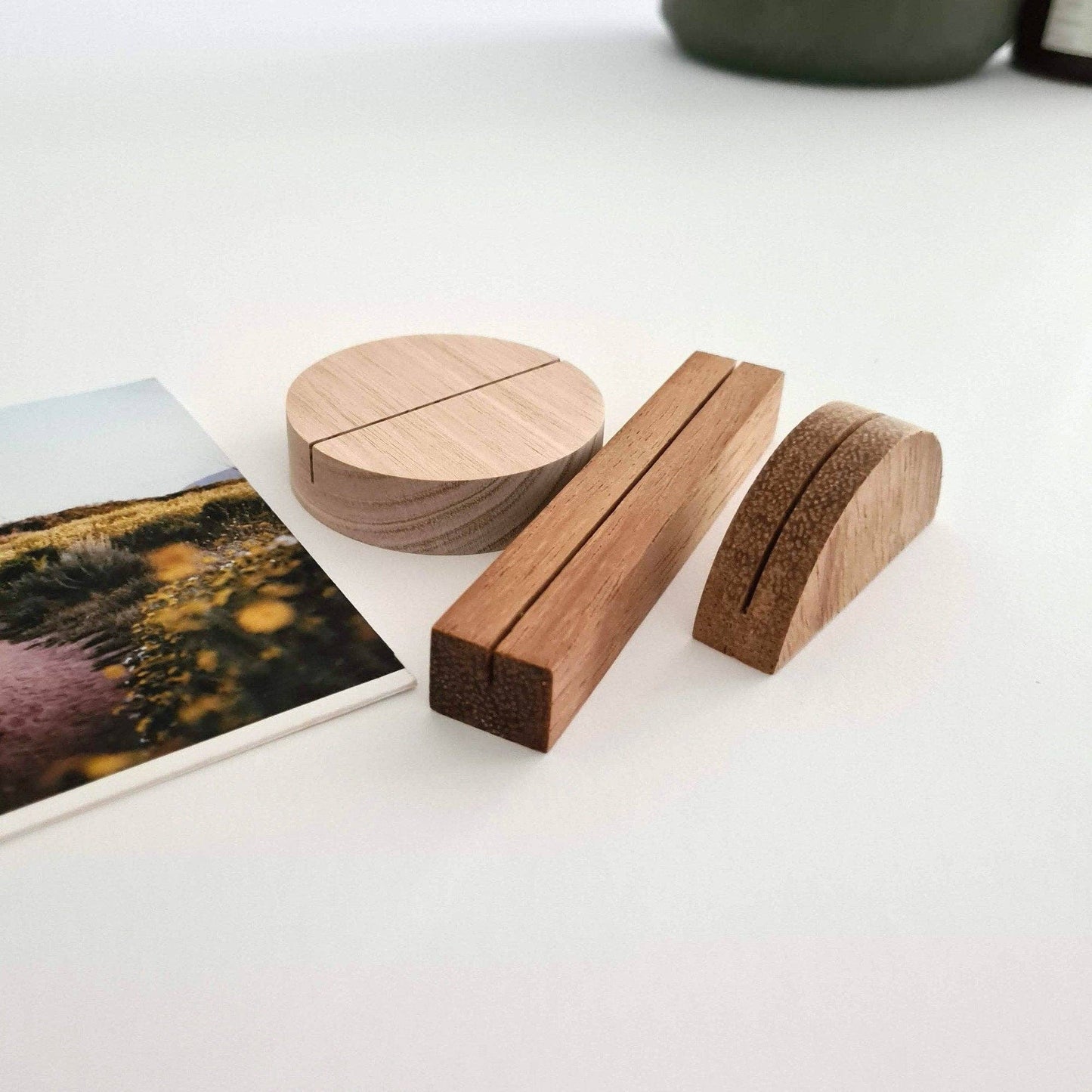 Small Circle Timber Photo Stand