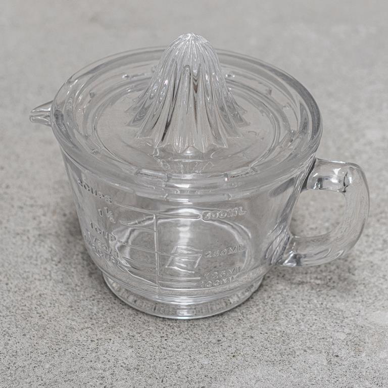 Citrus Juicer & Measuring Jug | Glass