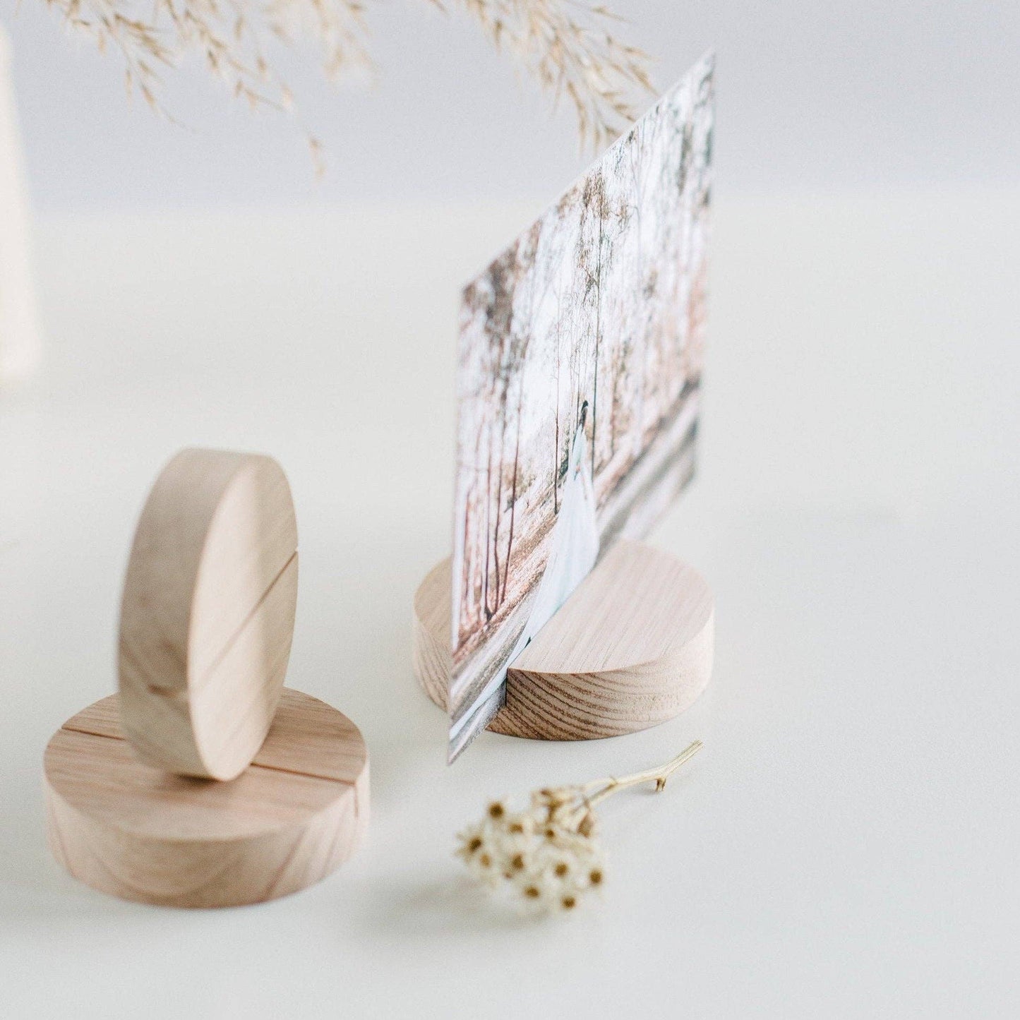 Small Circle Timber Photo Stand