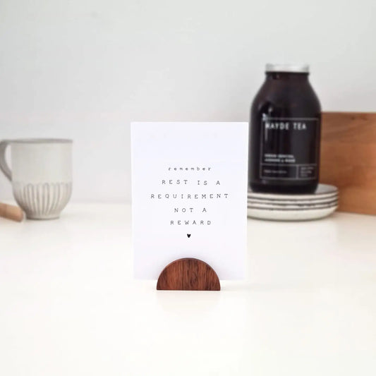 Small Arch Timber Photo Stand