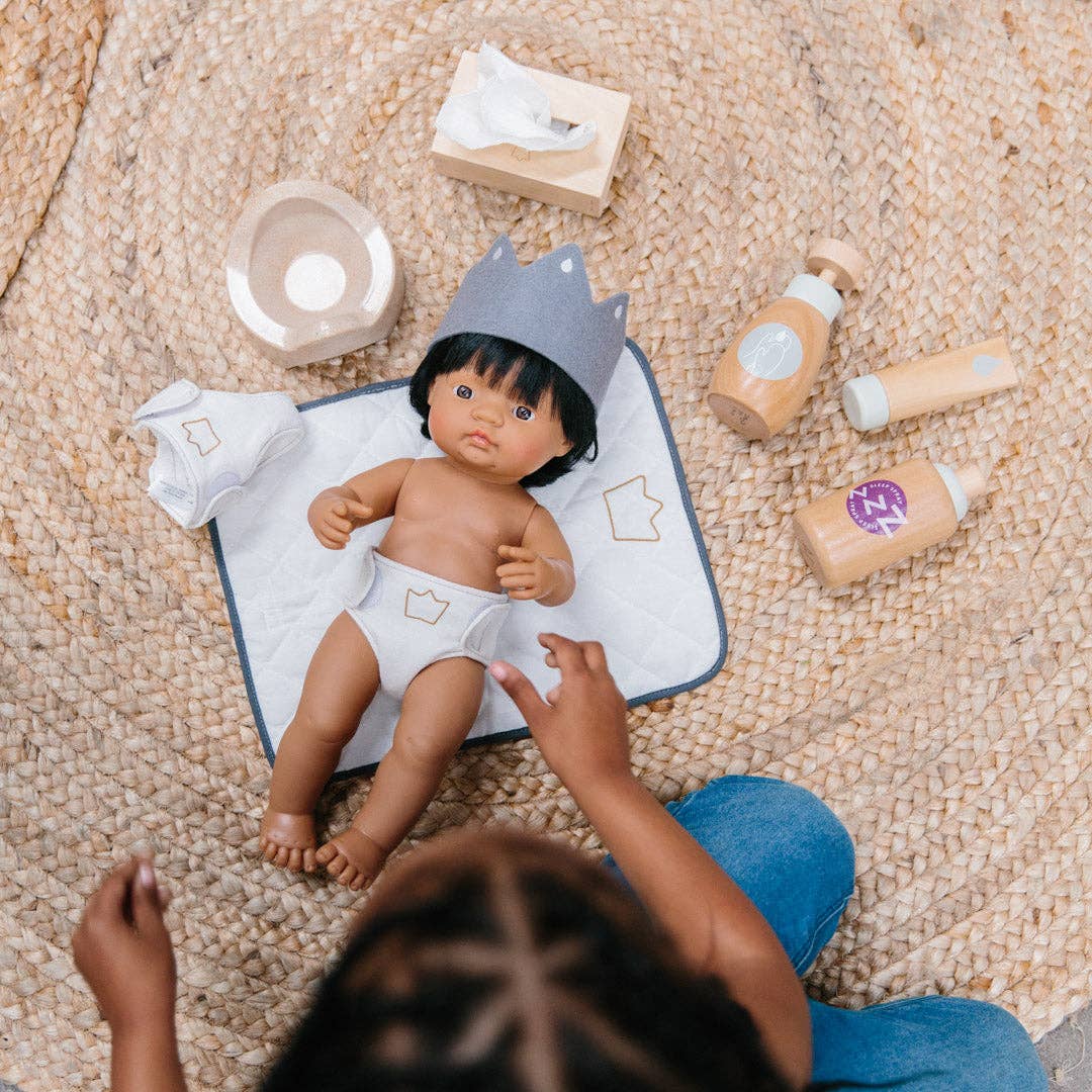 WOODEN TOY - DOLL NURTURING KIT