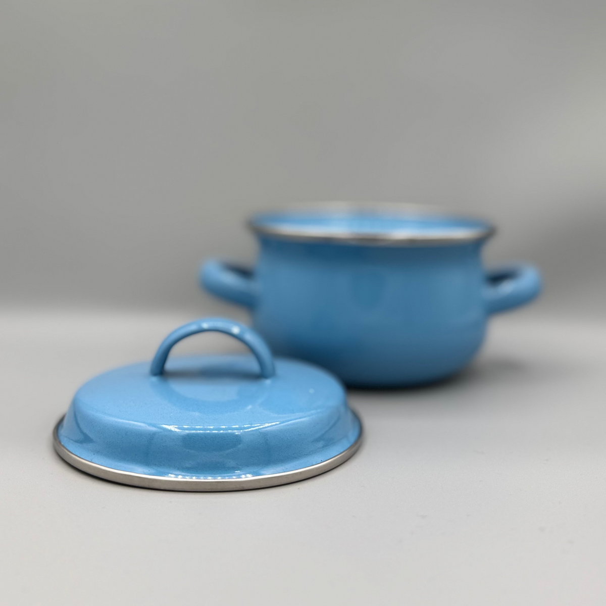 Enamel Pots