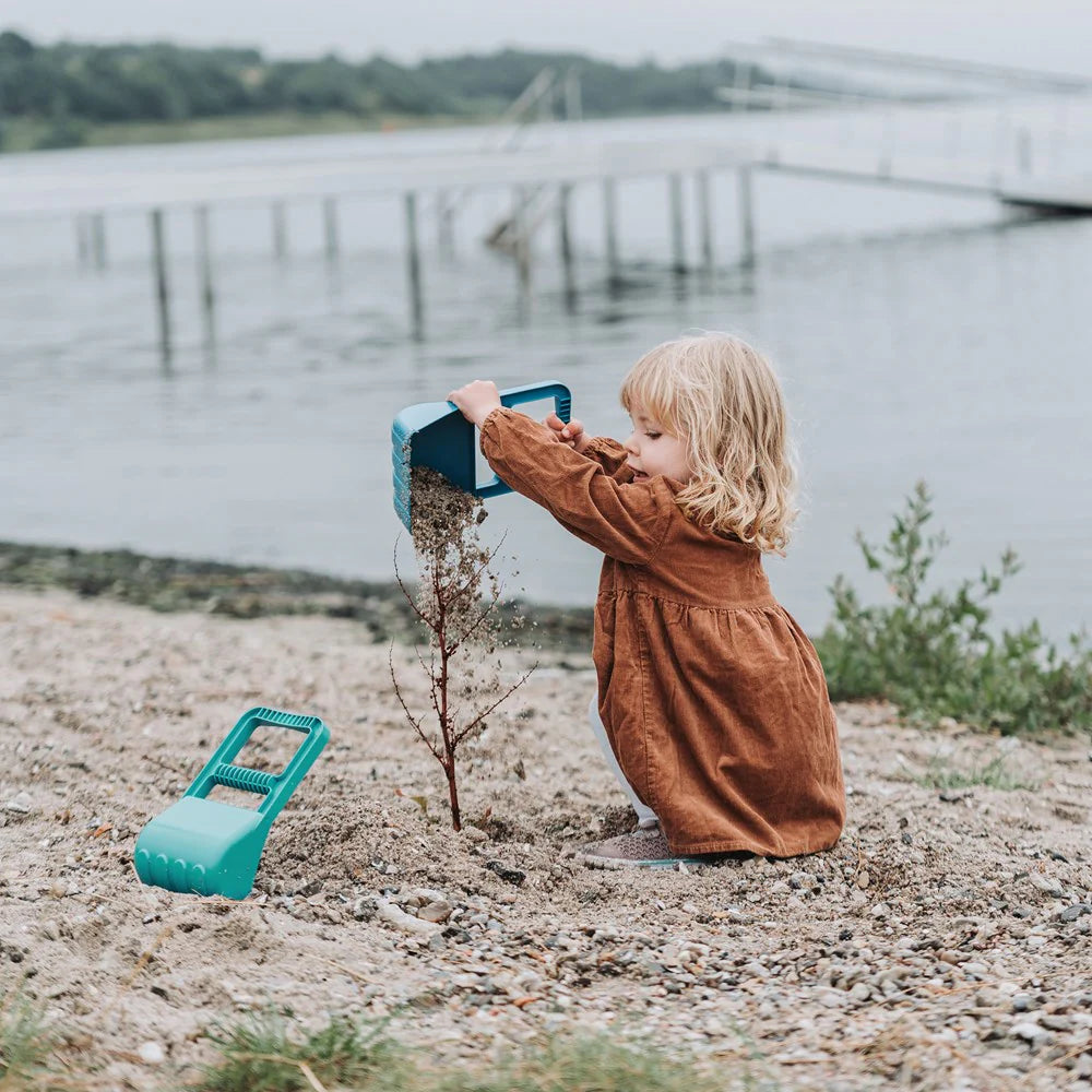 Hand Sand Digger - Recycled marine waste