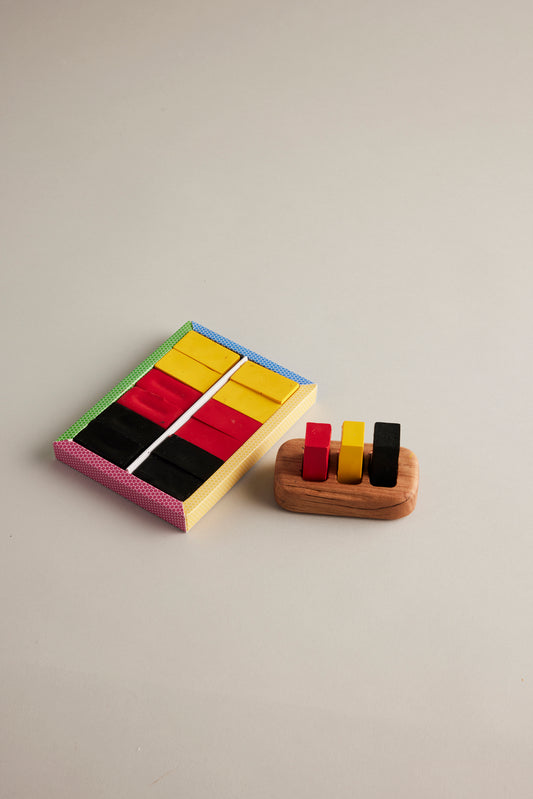 Crayons Wholesale (12 Pack in You me us box)
