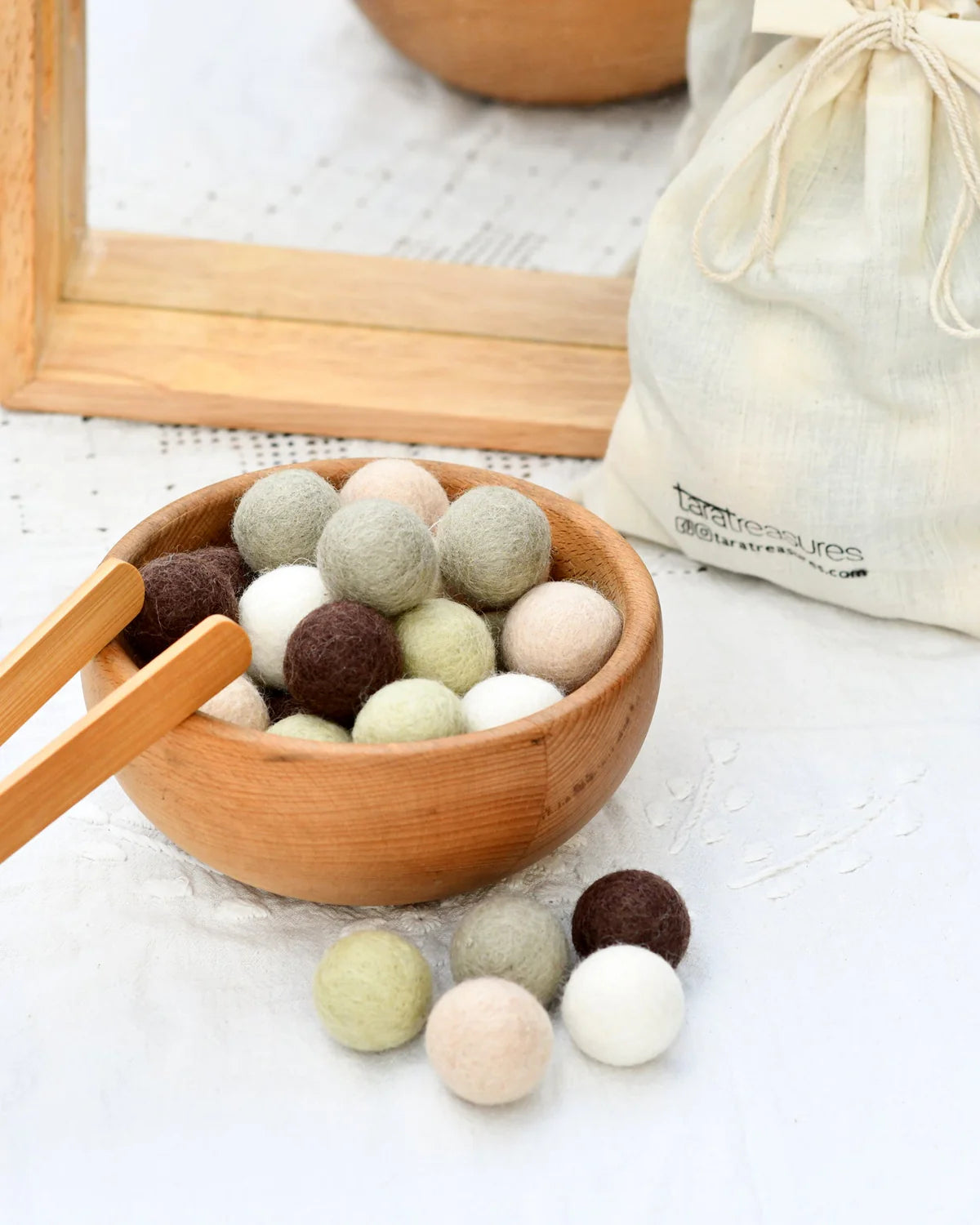 Wool Felt Balls in a Pouch -  3cm 30 balls