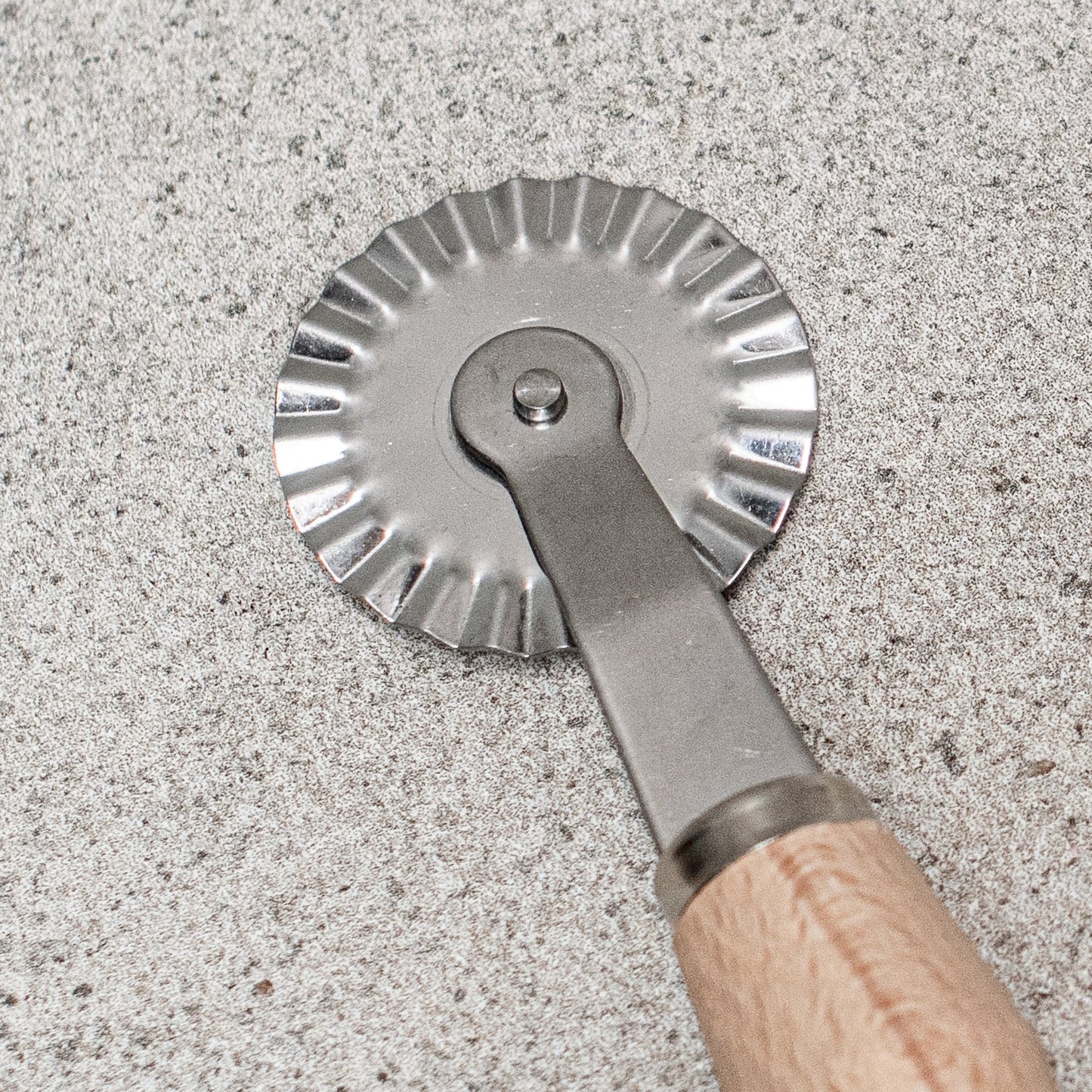 Pastry Wheel | Beechwood Handle