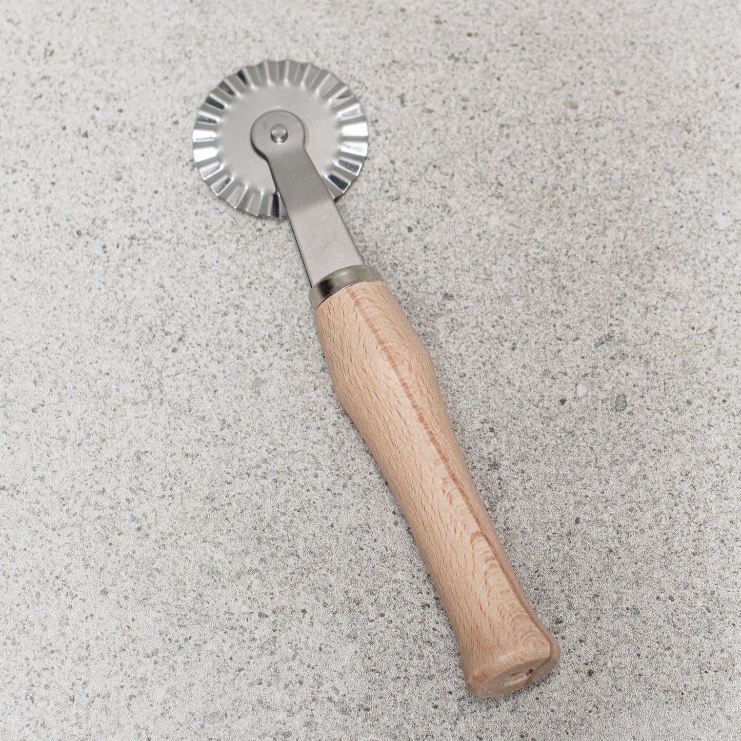 Pastry Wheel | Beechwood Handle