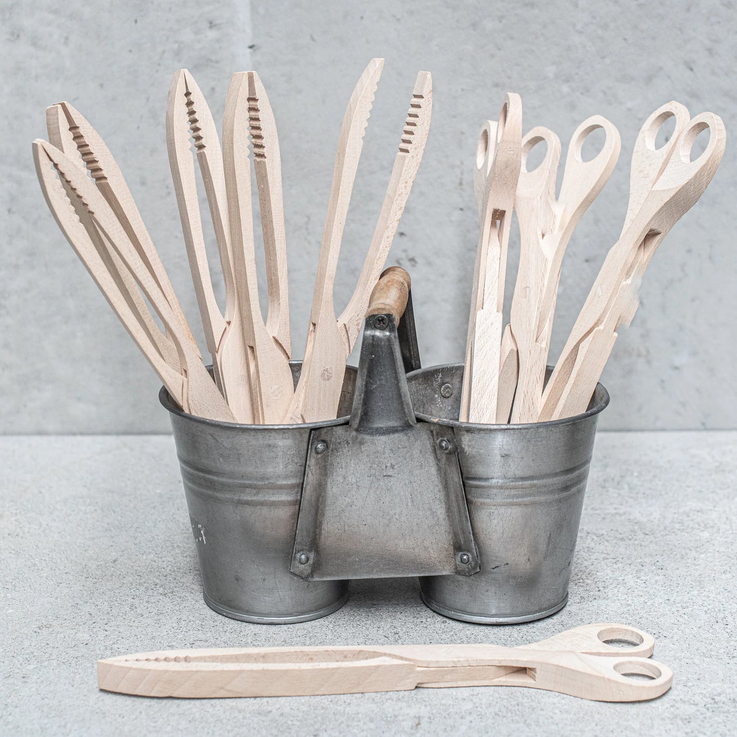 Scissor Tongs