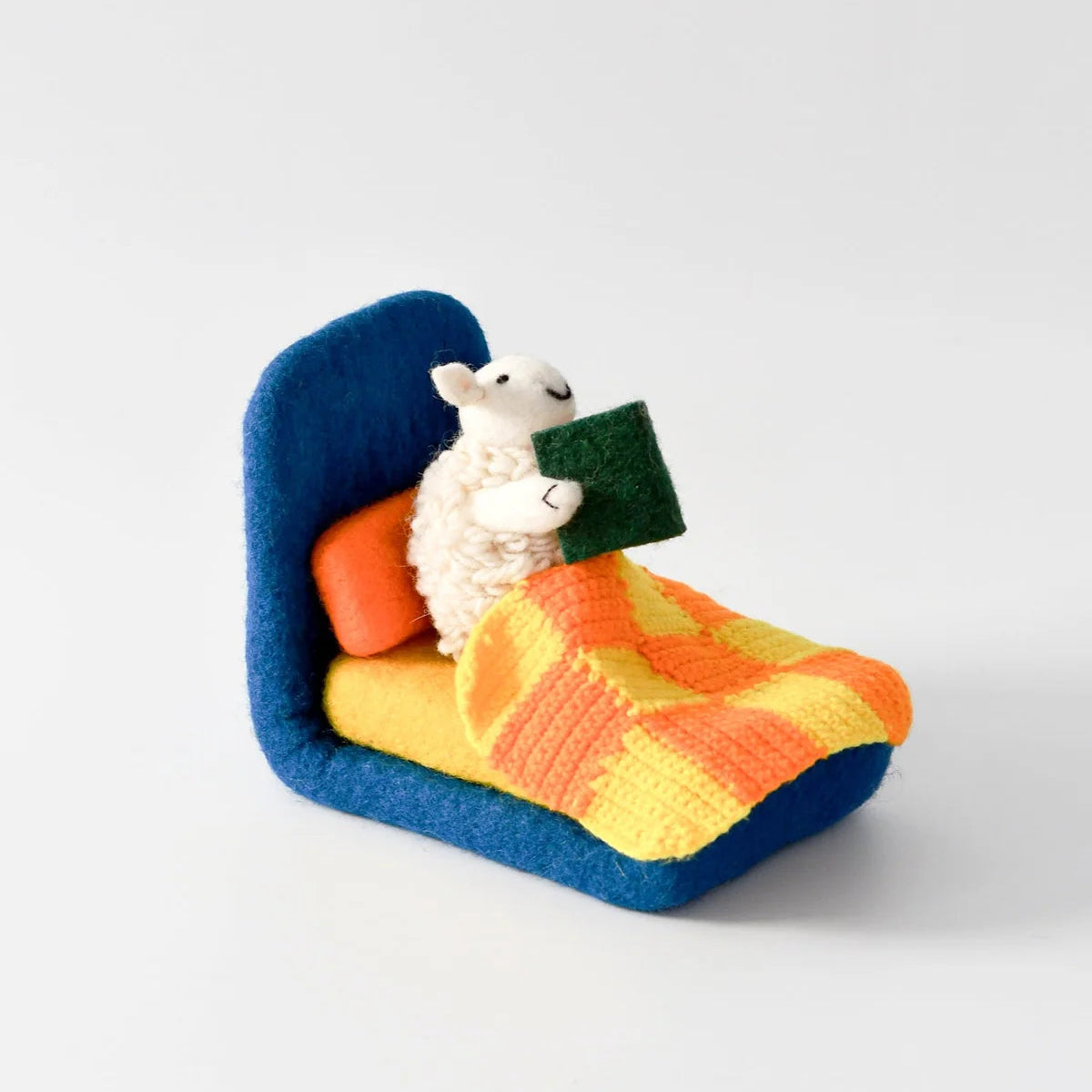 Where Is The Green Sheep? Bed Sheep Play Set