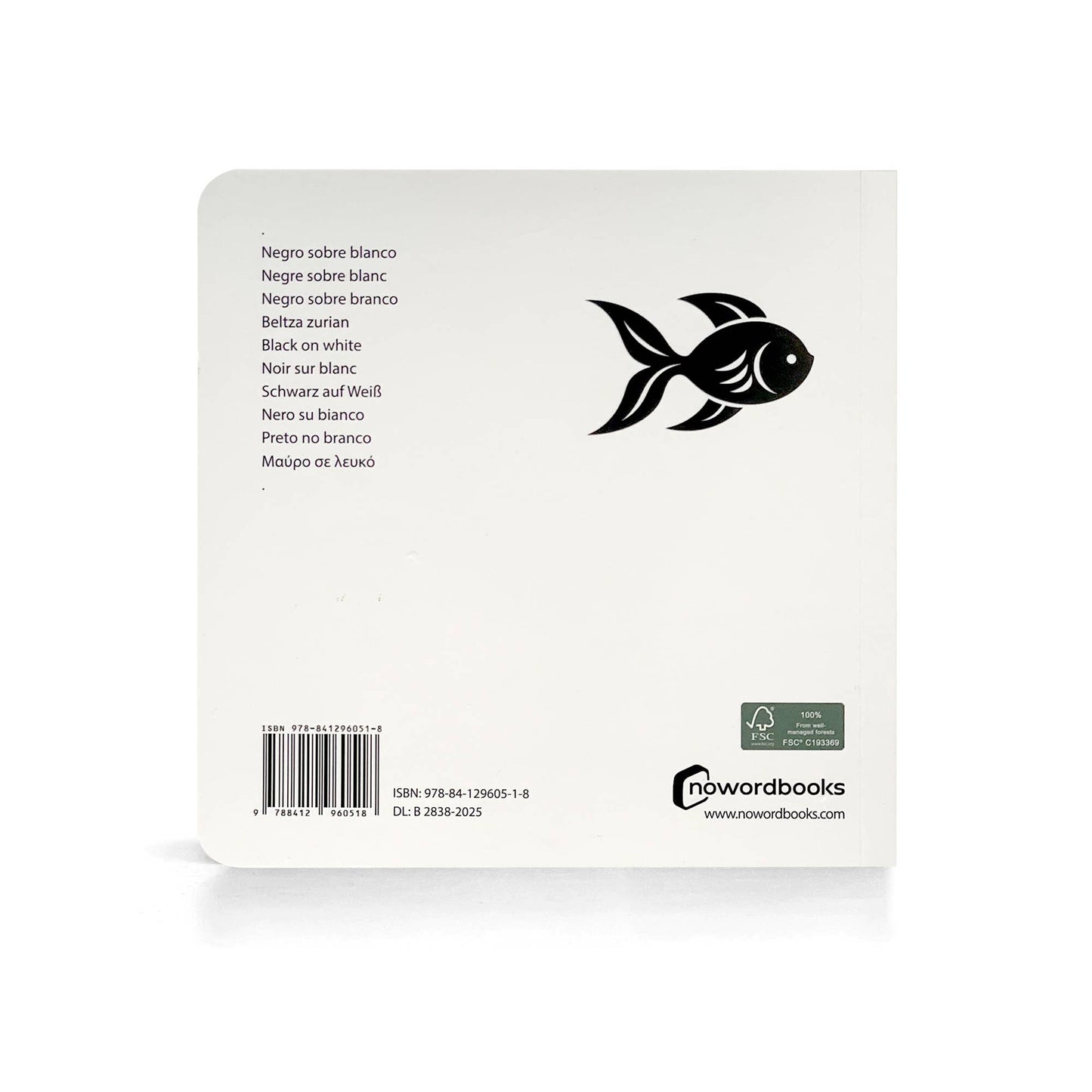 Black on White - High-contrast children's book NWB055