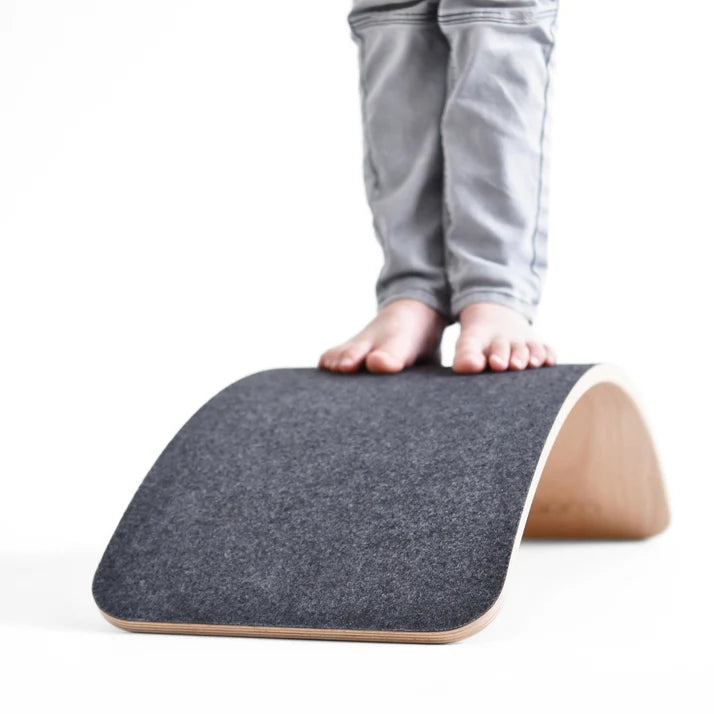 Wobbel Balance Board - Lite with Hardwearing Recycled Vegan Felt Base - Mouse Grey